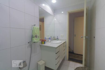 Apartamento à venda com 120m², 3 quartos e 1 vaga Apartamento à venda com 120m², 3 quartos e 1 vagaBanheiro