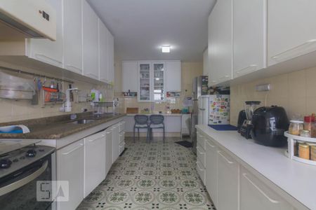 Apartamento à venda com 120m², 3 quartos e 1 vaga Apartamento à venda com 120m², 3 quartos e 1 vagaCozinha