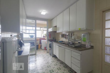 Apartamento à venda com 120m², 3 quartos e 1 vaga Apartamento à venda com 120m², 3 quartos e 1 vagaCozinha