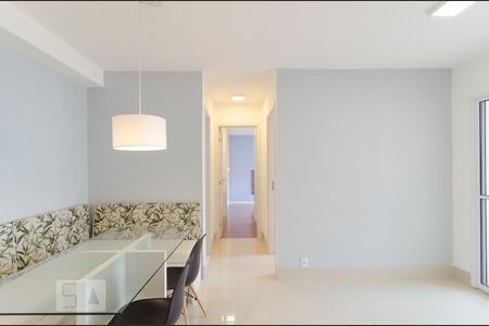 Apartamento para alugar com 64m², 2 quartos e 2 vagasSala