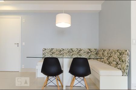 Apartamento para alugar com 64m², 2 quartos e 2 vagasSala