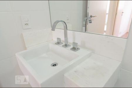 Apartamento para alugar com 64m², 2 quartos e 2 vagasBanheiro