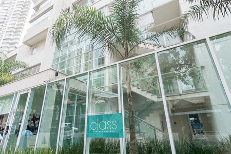 Apartamento para alugar com 64m², 2 quartos e 2 vagasFachada