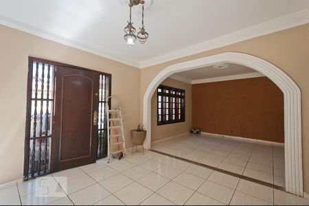 Sala 1 de casa para alugar com 4 quartos, 180m² em Jardim Pedro José Nunes, São Paulo