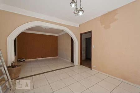 Sala 1 de casa para alugar com 4 quartos, 180m² em Jardim Pedro José Nunes, São Paulo