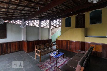 Casa à venda com 166m², 3 quartos e 2 vagasTerraço