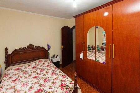 Casa à venda com 166m², 3 quartos e 2 vagasQuarto