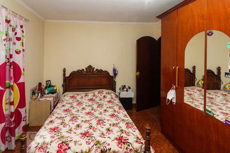 Casa à venda com 166m², 3 quartos e 2 vagasQuarto