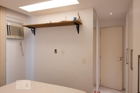 Apartamento à venda com 96m², 3 quartos e 2 vagasQuarto 3 - Suíte