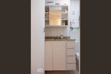 Apartamento à venda com 96m², 3 quartos e 2 vagasBanheiro da Suíte