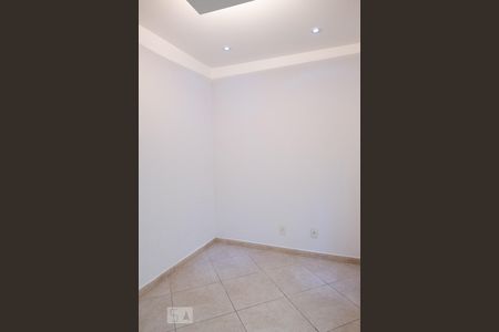 Apartamento à venda com 96m², 3 quartos e 2 vagasQuarto 2