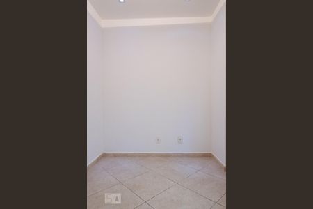 Apartamento à venda com 96m², 3 quartos e 2 vagasQuarto 2