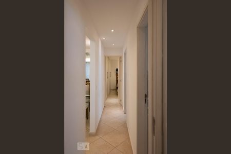 Apartamento à venda com 96m², 3 quartos e 2 vagasCorredor