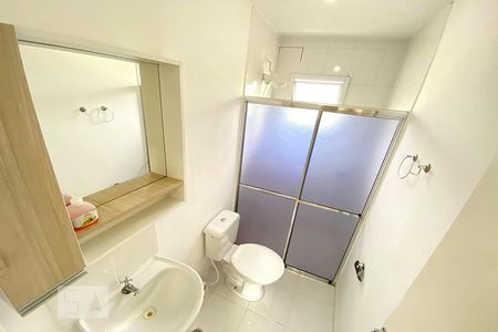 Casa de condomínio à venda com 56m², 2 quartos e 1 vaga Casa de condomínio à venda com 56m², 2 quartos e 1 vagaBanheiro