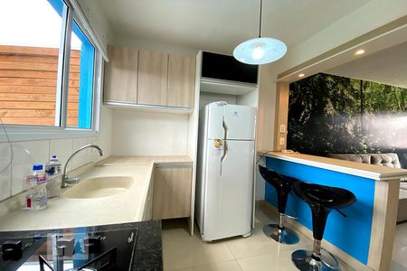 Cozinha de casa de condomínio à venda com 2 quartos, 56m² em Canudos, Novo Hamburgo