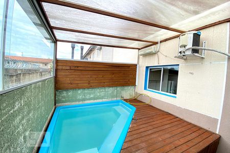 Casa de condomínio à venda com 56m², 2 quartos e 1 vaga Casa de condomínio à venda com 56m², 2 quartos e 1 vagaPiscina