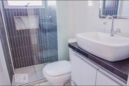 Banheiro de apartamento à venda com 2 quartos, 49m² em Sítio do Mandaqui, São Paulo