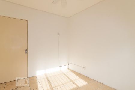 Quarto de apartamento para alugar com 1 quarto, 40m² em Jardim Itu-sabará, Porto Alegre