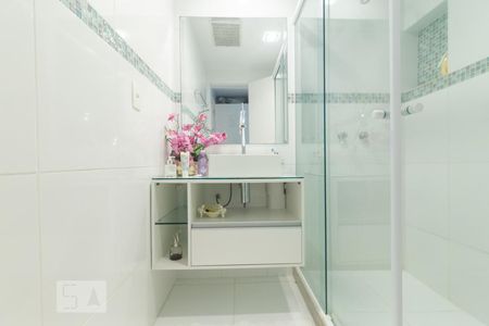 Apartamento para alugar com 260m², 3 quartos e 3 vagasBanheiro da Suíte 2