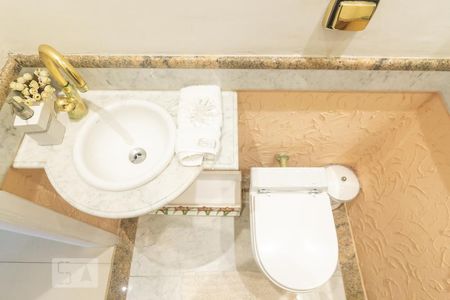 Apartamento para alugar com 260m², 3 quartos e 3 vagasLavabo 1