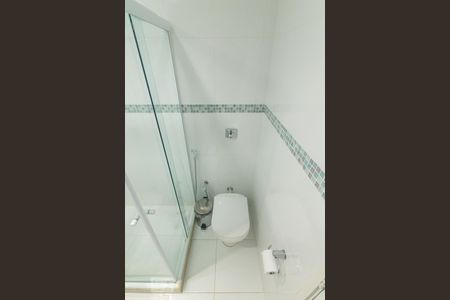 Apartamento para alugar com 260m², 3 quartos e 3 vagasBanheiro da Suíte 2