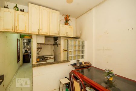 Apartamento à venda com 48m², 1 quarto e sem vagaSala