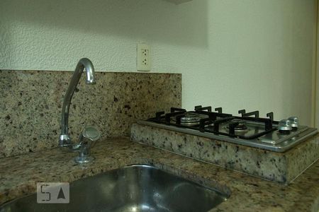 Apartamento para alugar com 47m², 1 quarto e 2 vagasCozinha - Fogão