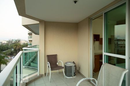 Apartamento para alugar com 47m², 1 quarto e 2 vagasVaranda do quarto