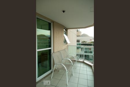 Apartamento para alugar com 47m², 1 quarto e 2 vagasVaranda do quarto