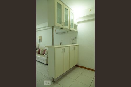 Apartamento para alugar com 47m², 1 quarto e 2 vagasCozinha