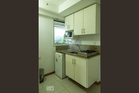 Apartamento para alugar com 47m², 1 quarto e 2 vagasCozinha 