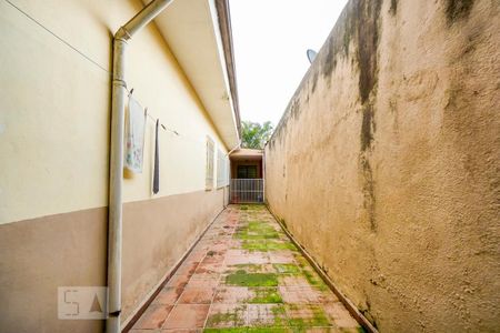 Casa à venda com 170m², 3 quartos e 2 vagas Casa à venda com 170m², 3 quartos e 2 vagasQuintal