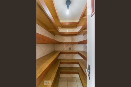 Casa para alugar com 200m², 5 quartos e 2 vagasDespensa