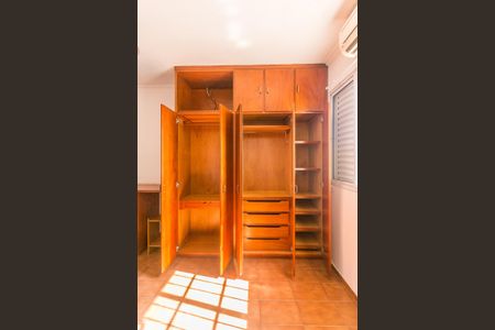 Casa para alugar com 200m², 5 quartos e 2 vagasSuite 2