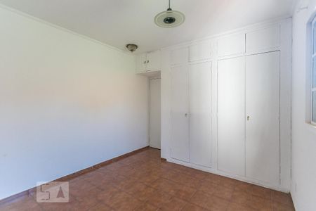 Casa para alugar com 200m², 5 quartos e 2 vagasQuarto 2 