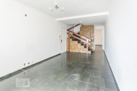 Sala de Estar de casa para alugar com 5 quartos, 200m² em Vila Butantã, São Paulo