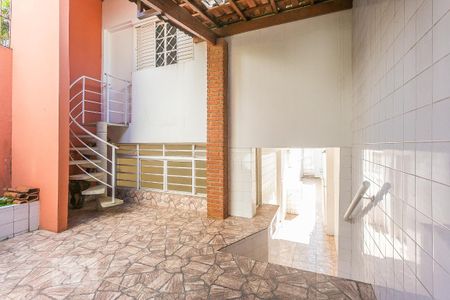 Casa para alugar com 200m², 5 quartos e 2 vagasQuintal