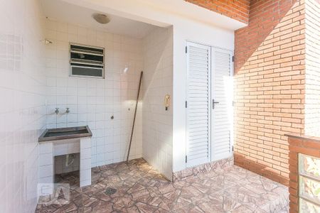 Casa para alugar com 200m², 5 quartos e 2 vagasArea de Serviço