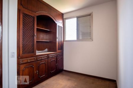 Apartamento para alugar com 90m², 3 quartos e 1 vaga Apartamento para alugar com 90m², 3 quartos e 1 vagaQuarto 2