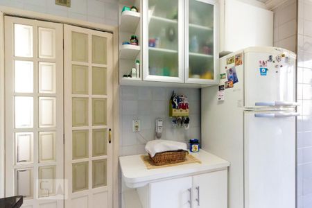 Apartamento à venda com 57m², 2 quartos e 1 vaga Apartamento à venda com 57m², 2 quartos e 1 vagaCozinha