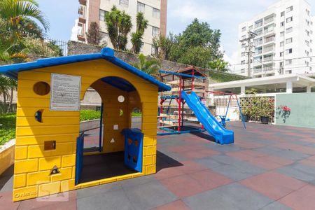 Apartamento à venda com 57m², 2 quartos e 1 vaga Apartamento à venda com 57m², 2 quartos e 1 vagaÁrea Comum - Playground