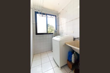 Apartamento à venda com 57m², 2 quartos e 1 vaga Apartamento à venda com 57m², 2 quartos e 1 vagaÁrea de Serviço