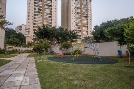 Apartamento à venda com 92m², 3 quartos e 2 vagas Apartamento à venda com 92m², 3 quartos e 2 vagasPlayground