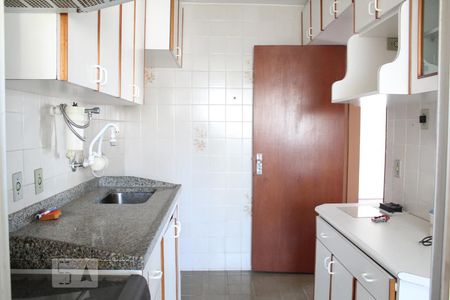 Apartamento à venda com 62m², 3 quartos e 2 vagasCozinha