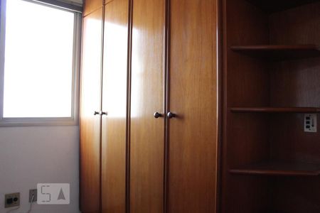 Apartamento à venda com 62m², 3 quartos e 2 vagasQuarto 2