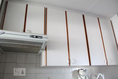 Apartamento à venda com 62m², 3 quartos e 2 vagasCozinha - Armários