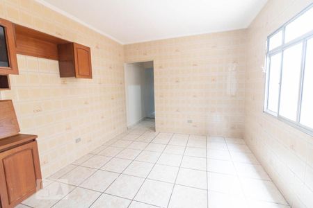 Casa para alugar com 200m², 3 quartos e 2 vagas Casa para alugar com 200m², 3 quartos e 2 vagasCozinha