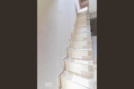 Escada do Espaço Gourmet e Área de Serviço de casa para alugar com 3 quartos, 200m² em Cidade São Jorge, Santo André