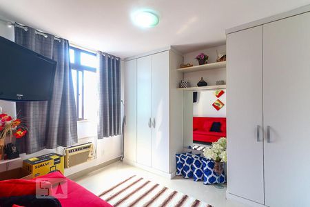 Apartamento à venda com 220m², 2 quartos e 2 vagasSuíte 1