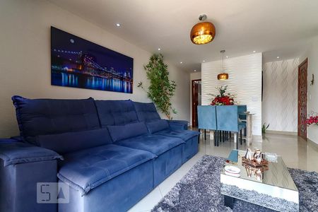 Apartamento à venda com 220m², 2 quartos e 2 vagasSala